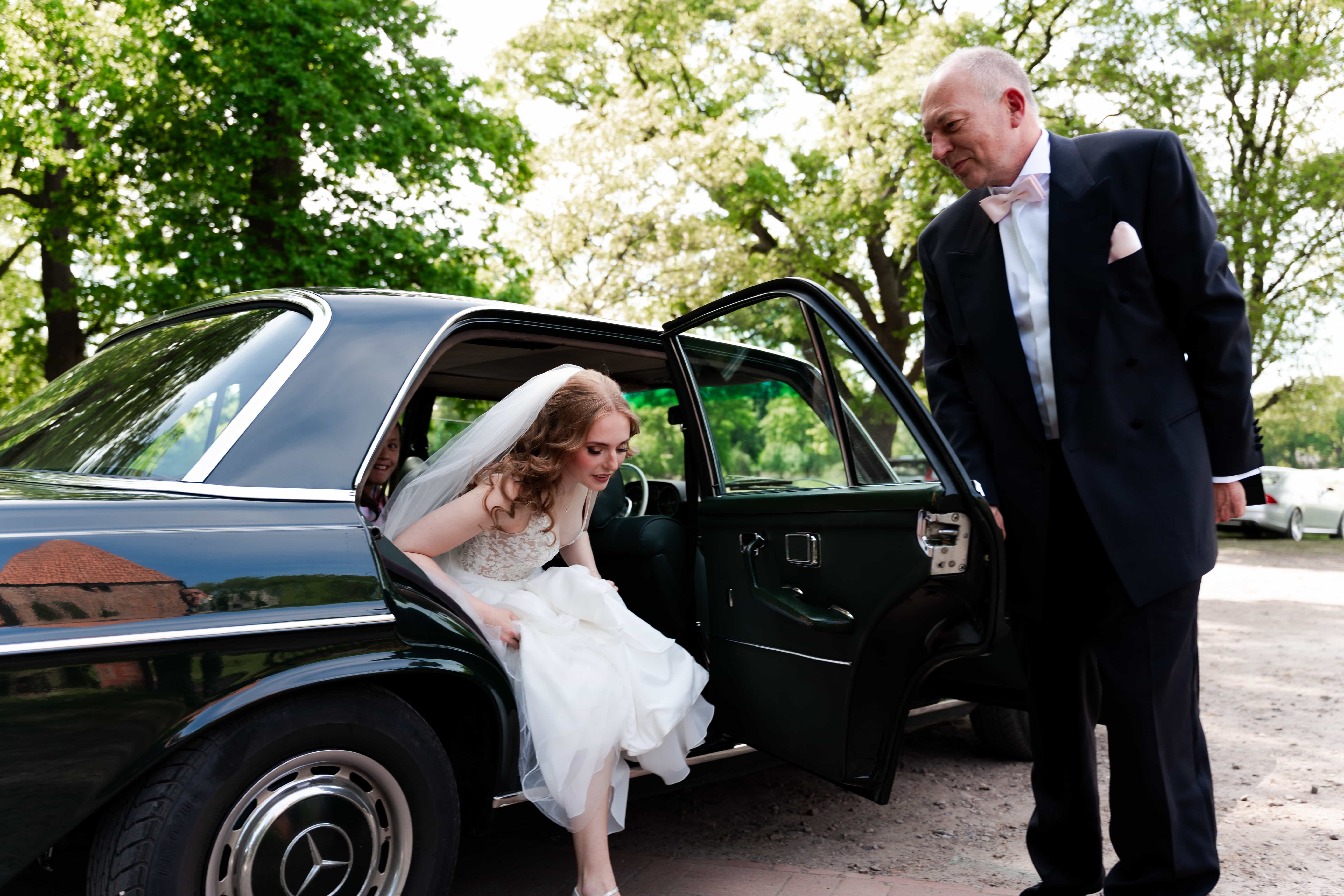 Hochzeitsfotograf Marie & David – Brautstrauß und Hochzeitsdetails